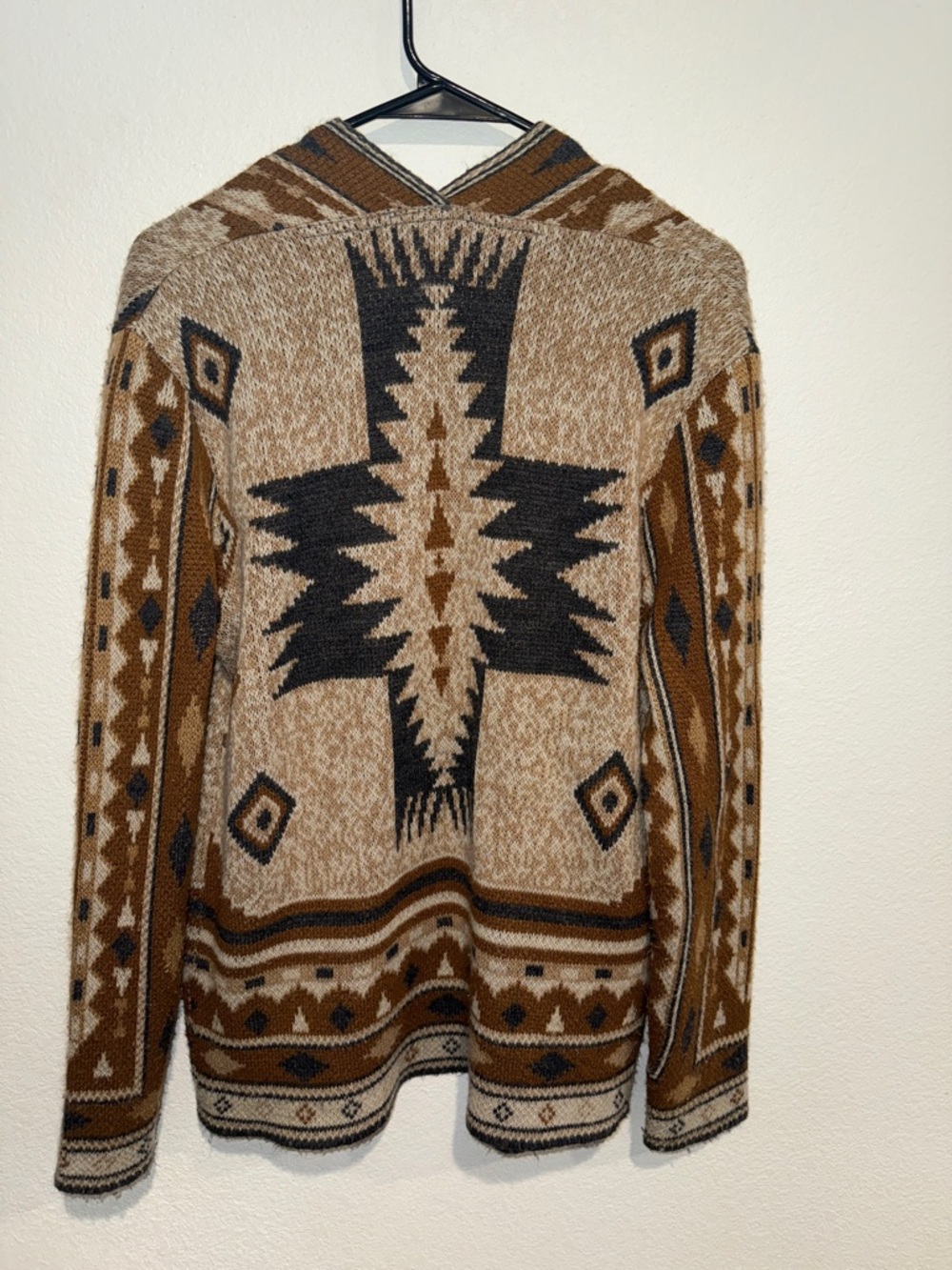 Daytrip Aztec Design open cardigan size Small/Medium (material unknown)